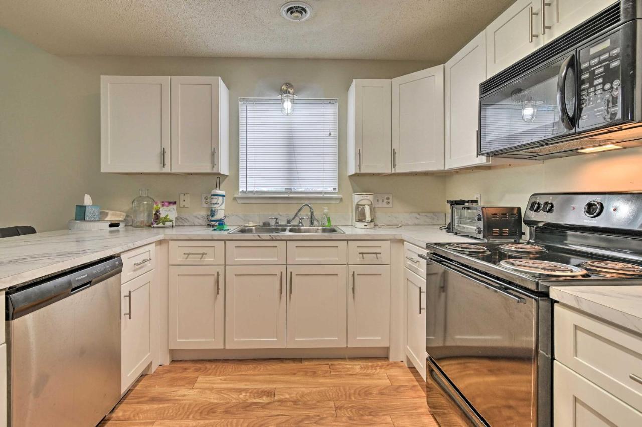 Golf Colony Condo Less Than 2 Mi To Surfside Beach! Миртл-Бич Экстерьер фото