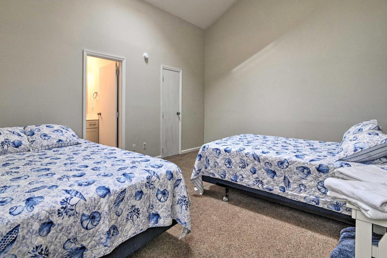 Golf Colony Condo Less Than 2 Mi To Surfside Beach! Миртл-Бич Экстерьер фото