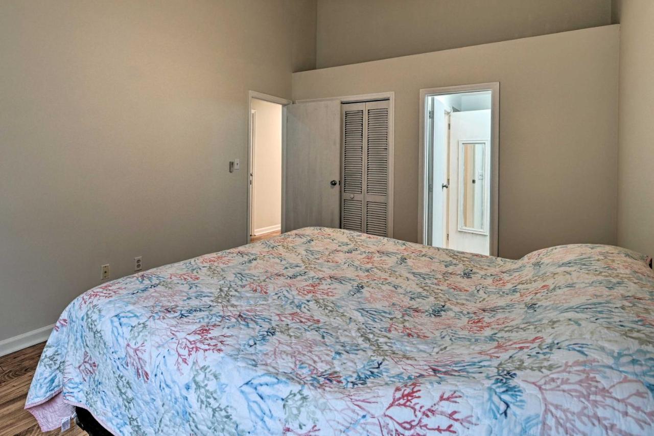 Golf Colony Condo Less Than 2 Mi To Surfside Beach! Миртл-Бич Экстерьер фото